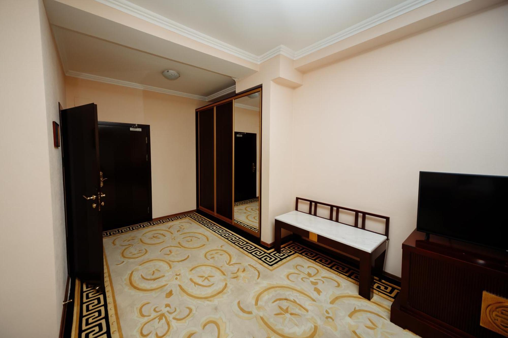 Hotel Royal Florence 키시나우 외부 사진