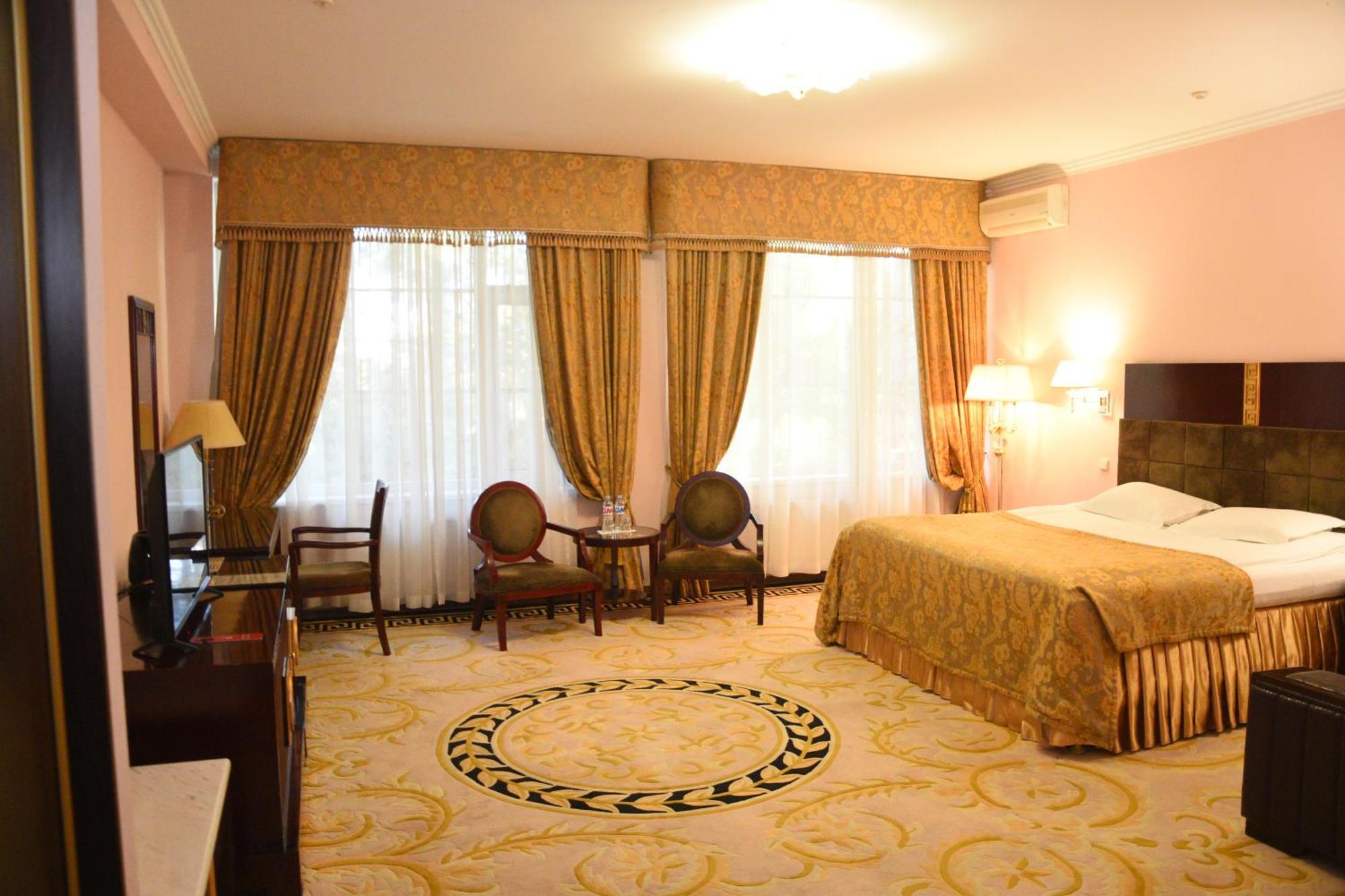 Hotel Royal Florence 키시나우 외부 사진