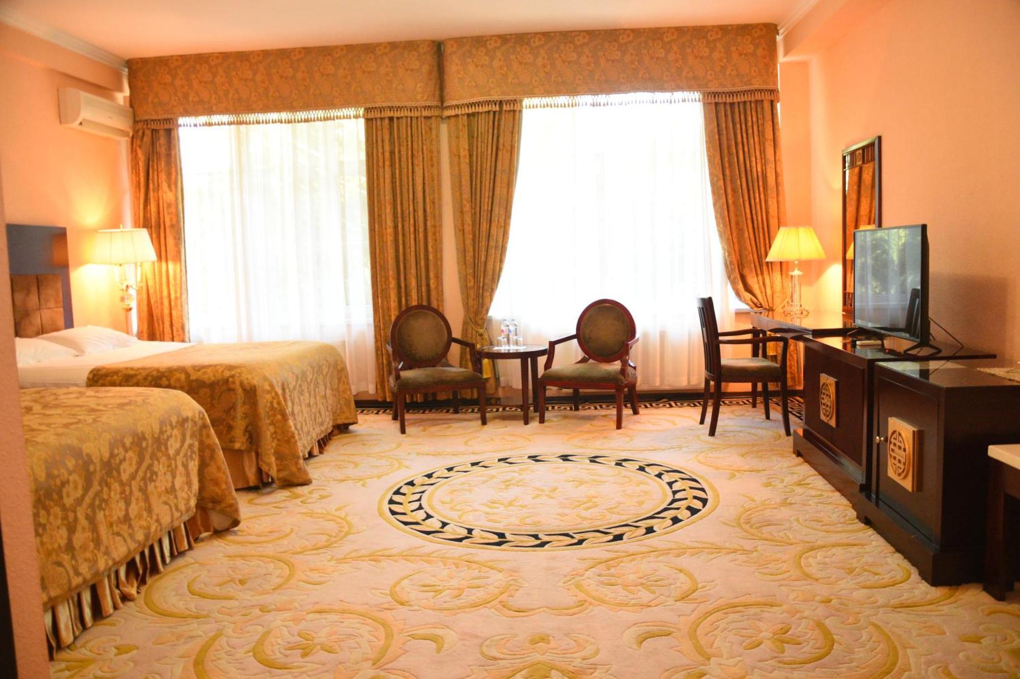 Hotel Royal Florence 키시나우 외부 사진