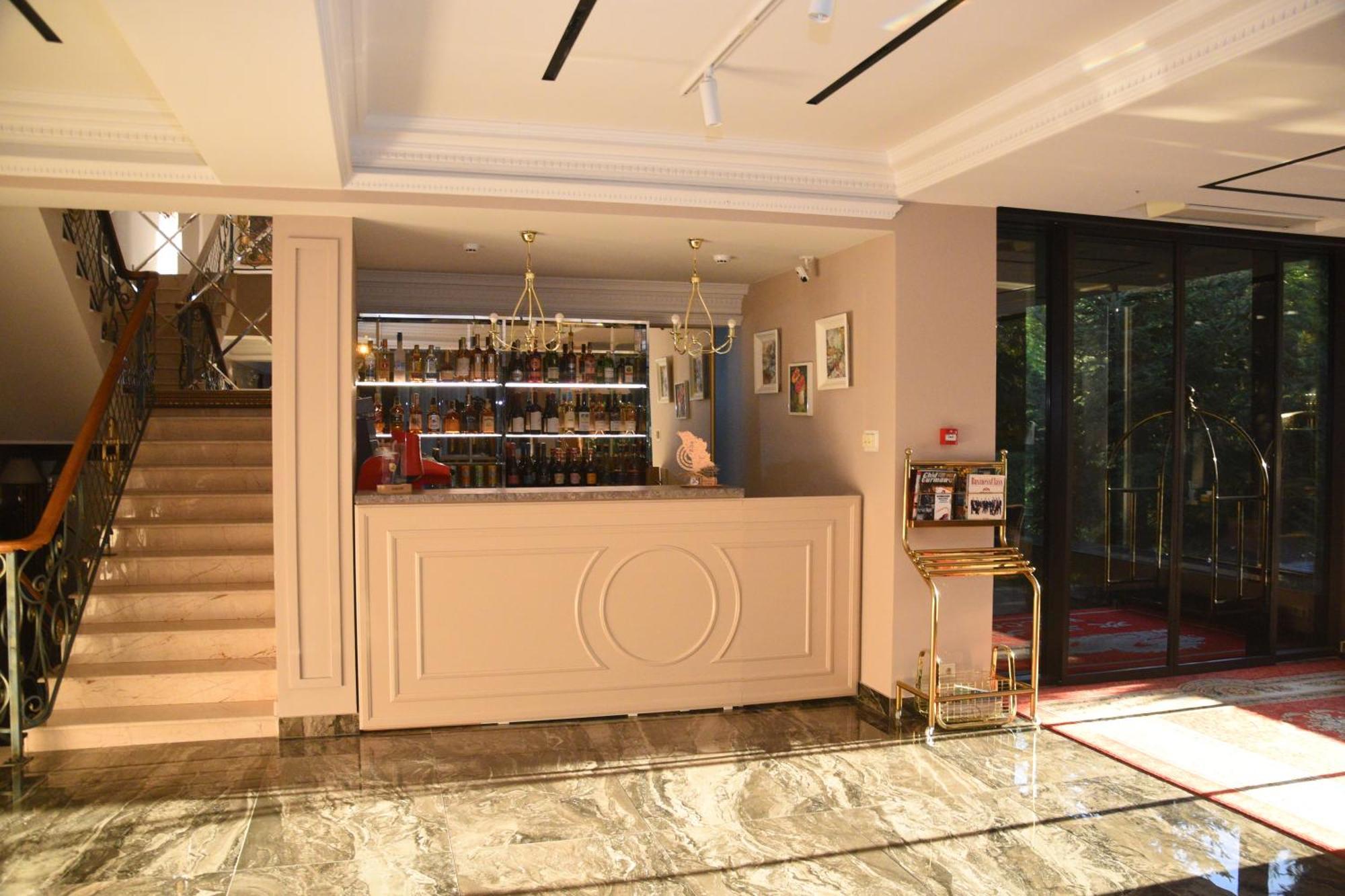 Hotel Royal Florence 키시나우 외부 사진