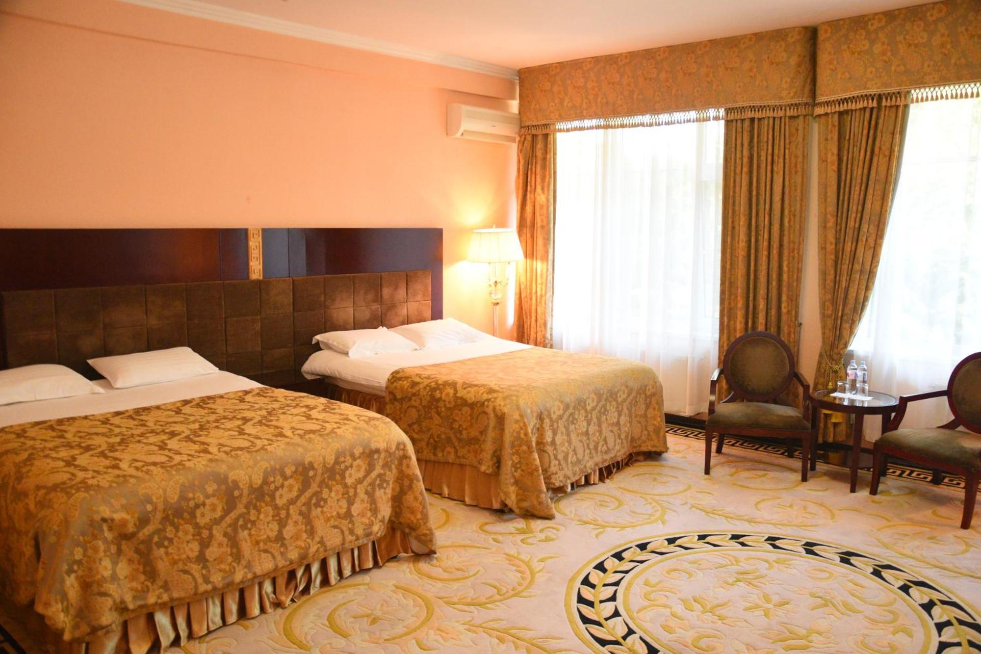 Hotel Royal Florence 키시나우 외부 사진